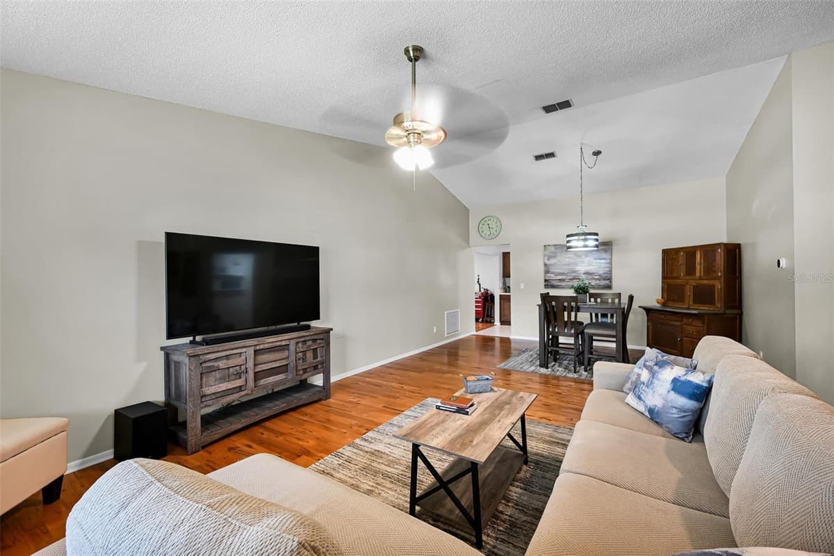 3410 RUGBY COURT — photo 10 of 57