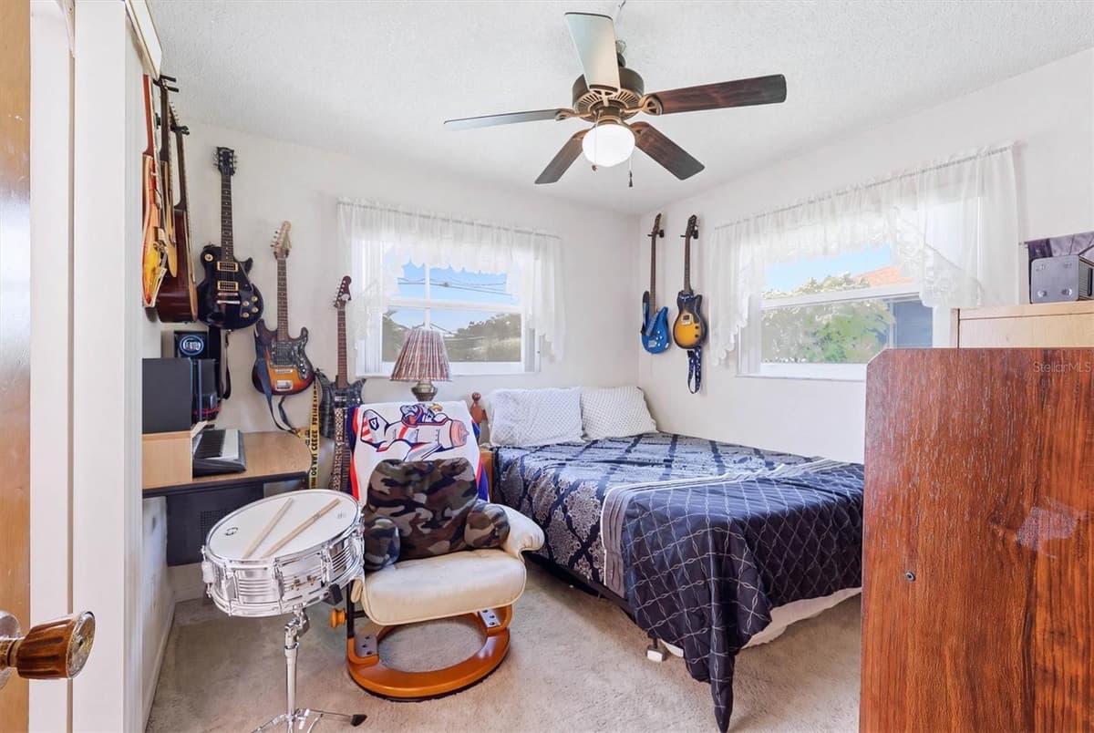 911 GASPARILLA BOULEVARD — photo 34 of 60