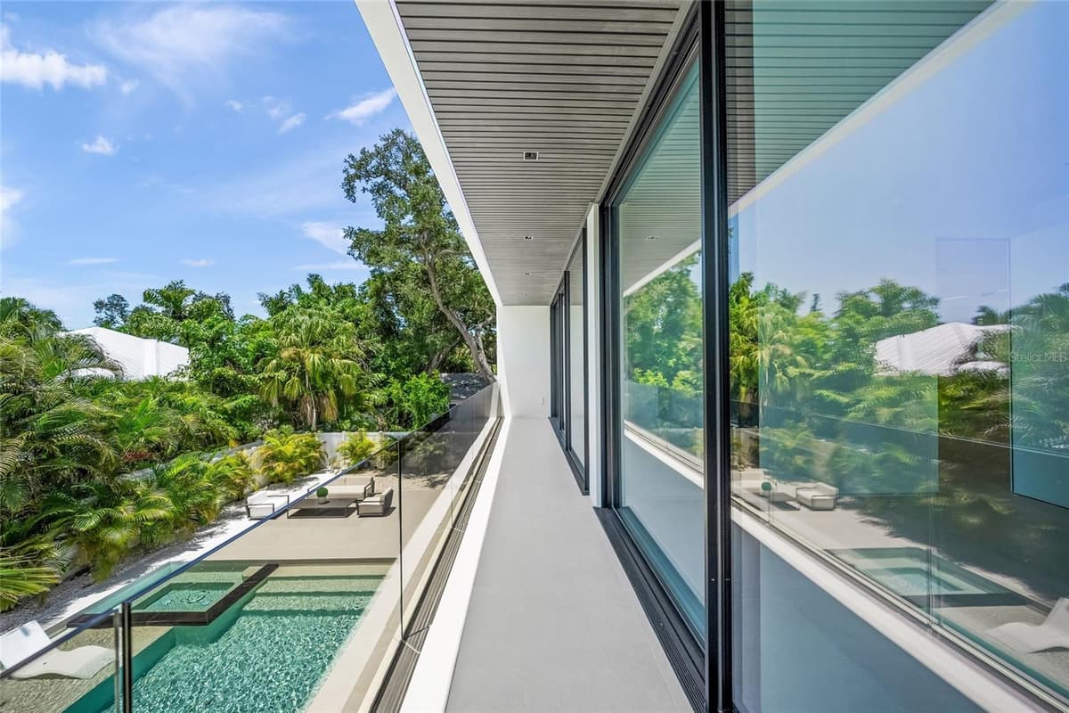 1640 WALDEMERE STREET — photo 47 of 98