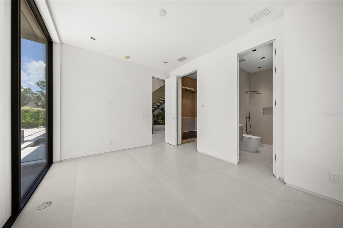 1640 WALDEMERE STREET — photo 28 of 98