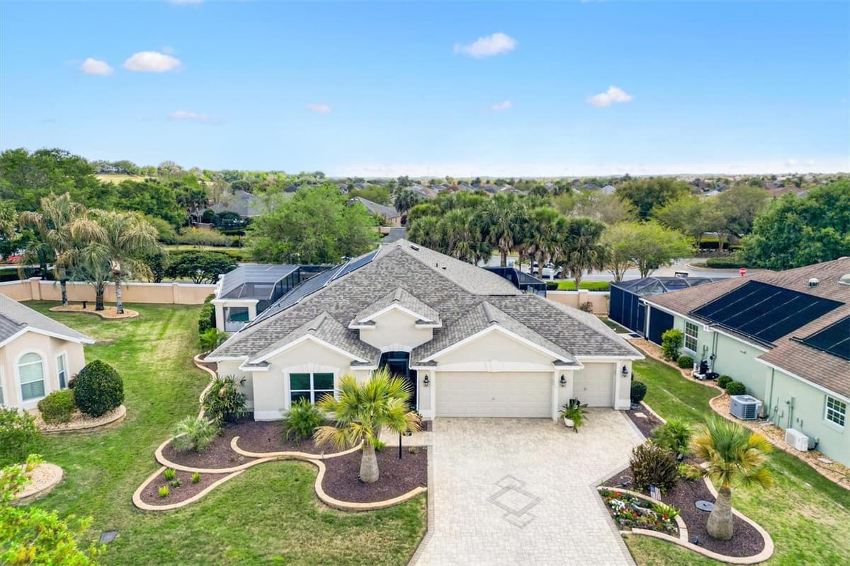 562 BRADFORD LOOP — photo 1 of 41