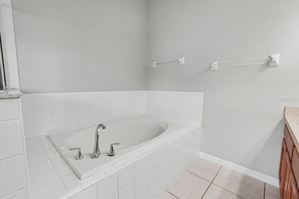 4693 HARTS BROOK LANE — photo 15 of 25
