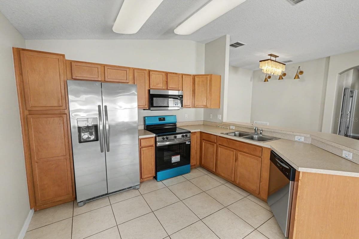 4693 HARTS BROOK LANE — photo 4 of 25