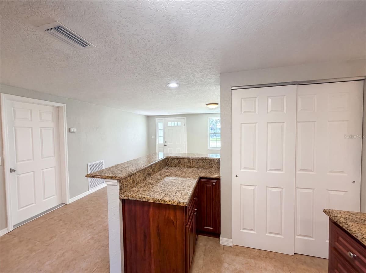 7037 GREEN STREET — photo 15 of 29