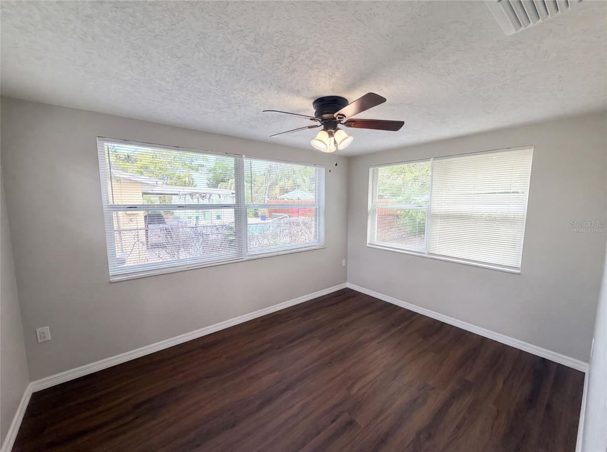 7037 GREEN STREET — photo 4 of 29