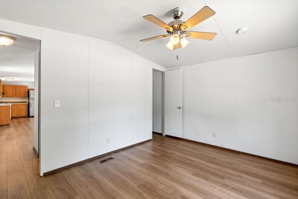 27133 MILLER ROAD — photo 3 of 27