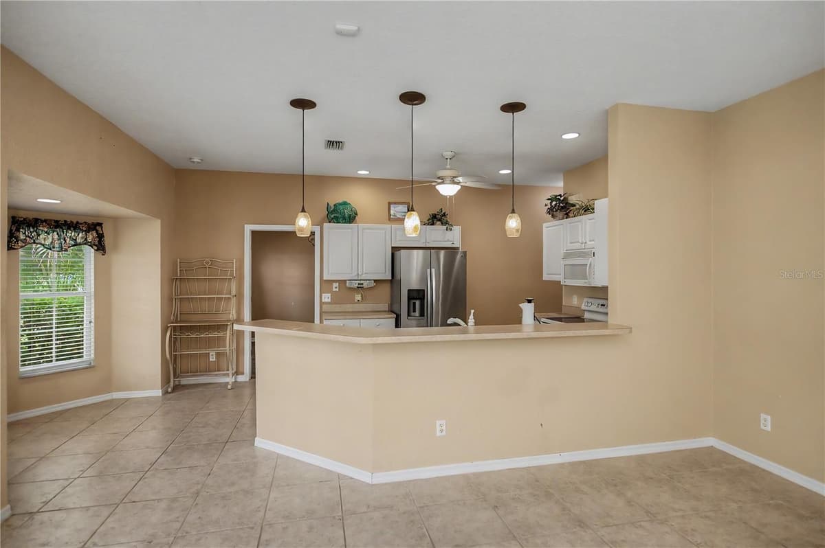 1554 RED OAK LANE — photo 23 of 88