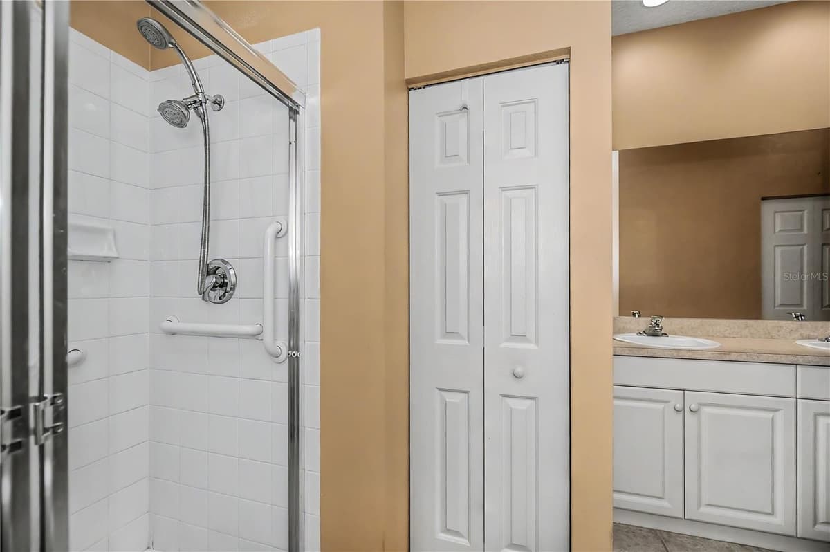 1554 RED OAK LANE — photo 38 of 88