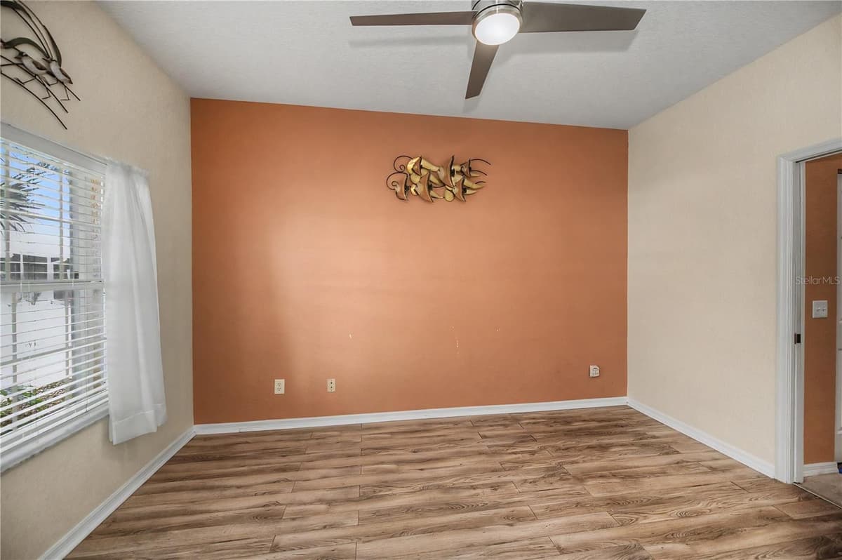 1554 RED OAK LANE — photo 33 of 88
