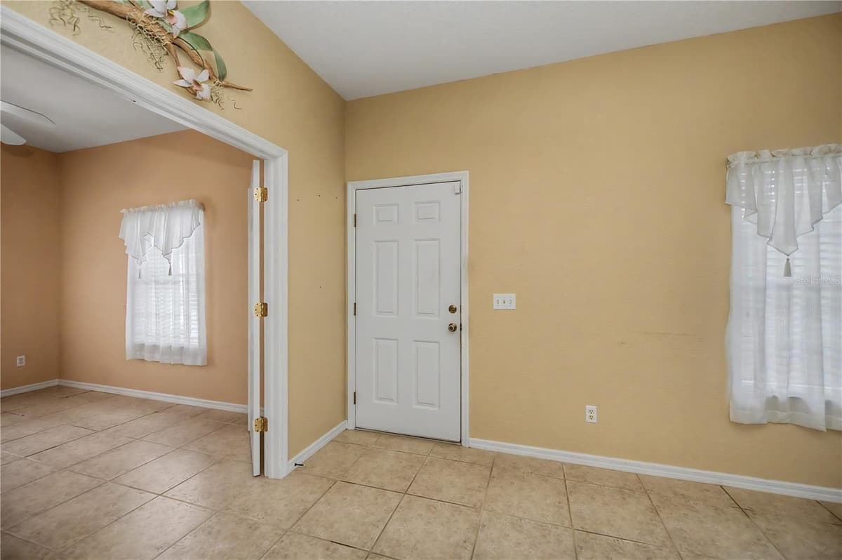 1554 RED OAK LANE — photo 13 of 88