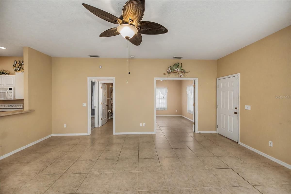 1554 RED OAK LANE — photo 18 of 88