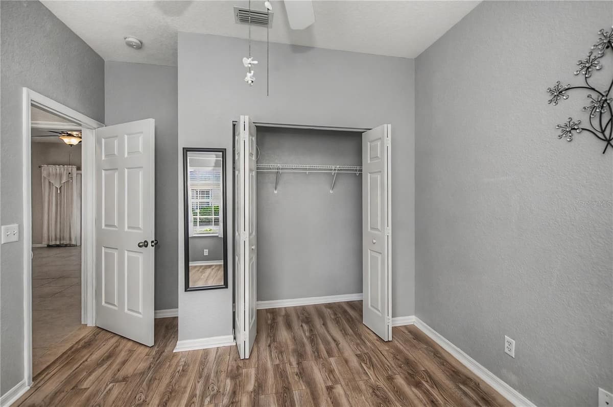 1554 RED OAK LANE — photo 42 of 88