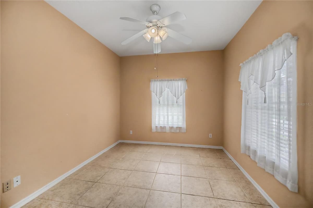 1554 RED OAK LANE — photo 19 of 88