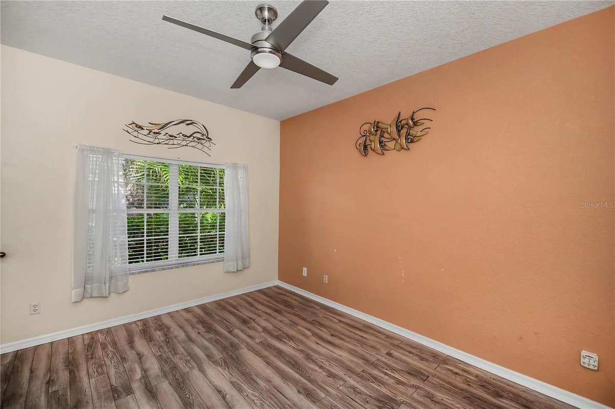 1554 RED OAK LANE — photo 31 of 88