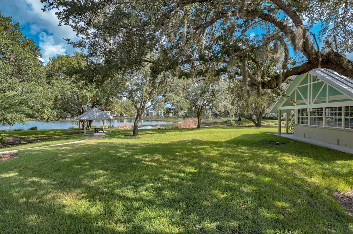 1554 RED OAK LANE — photo 79 of 88