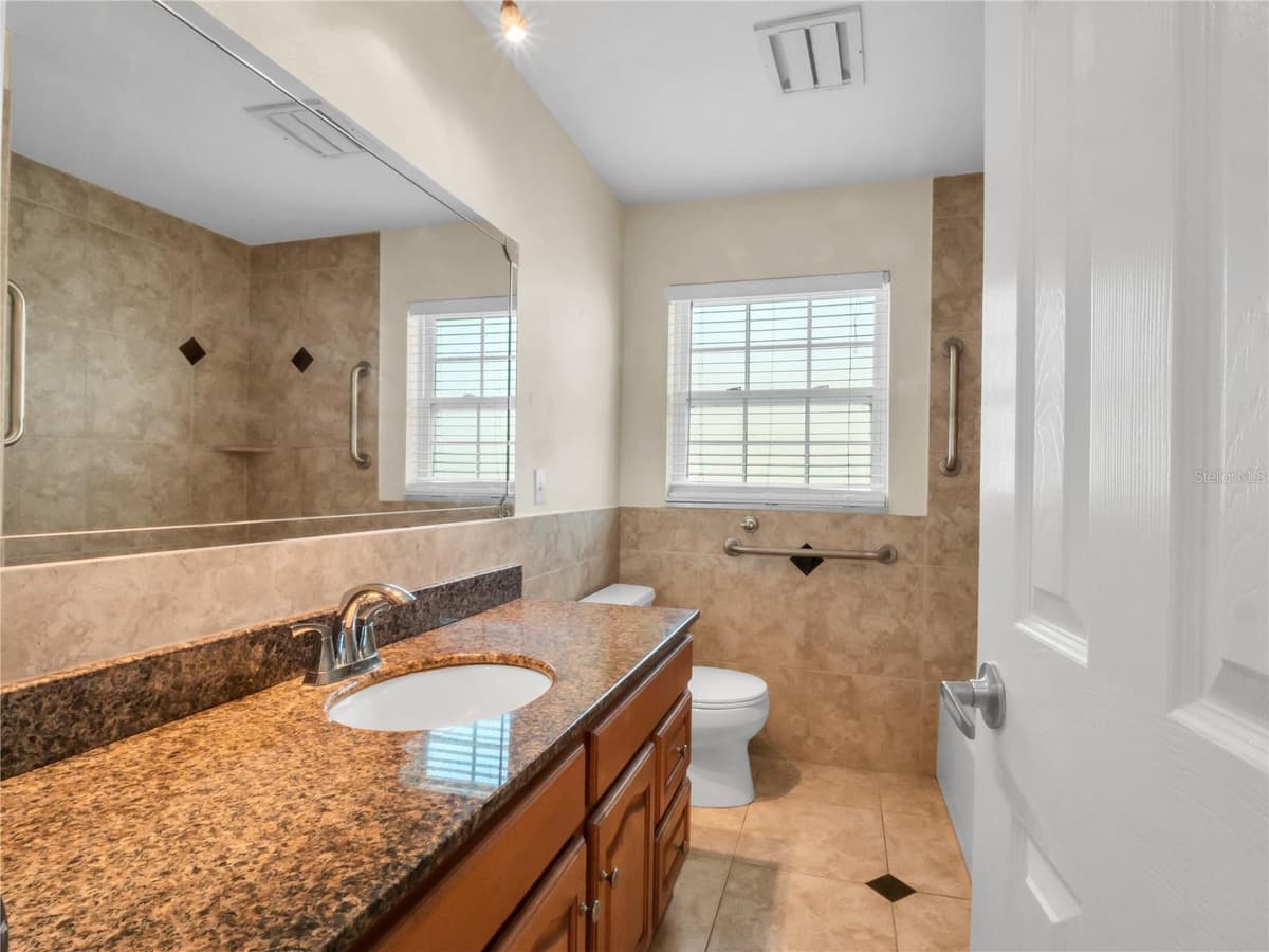14331 APACHE AVENUE — photo 19 of 25