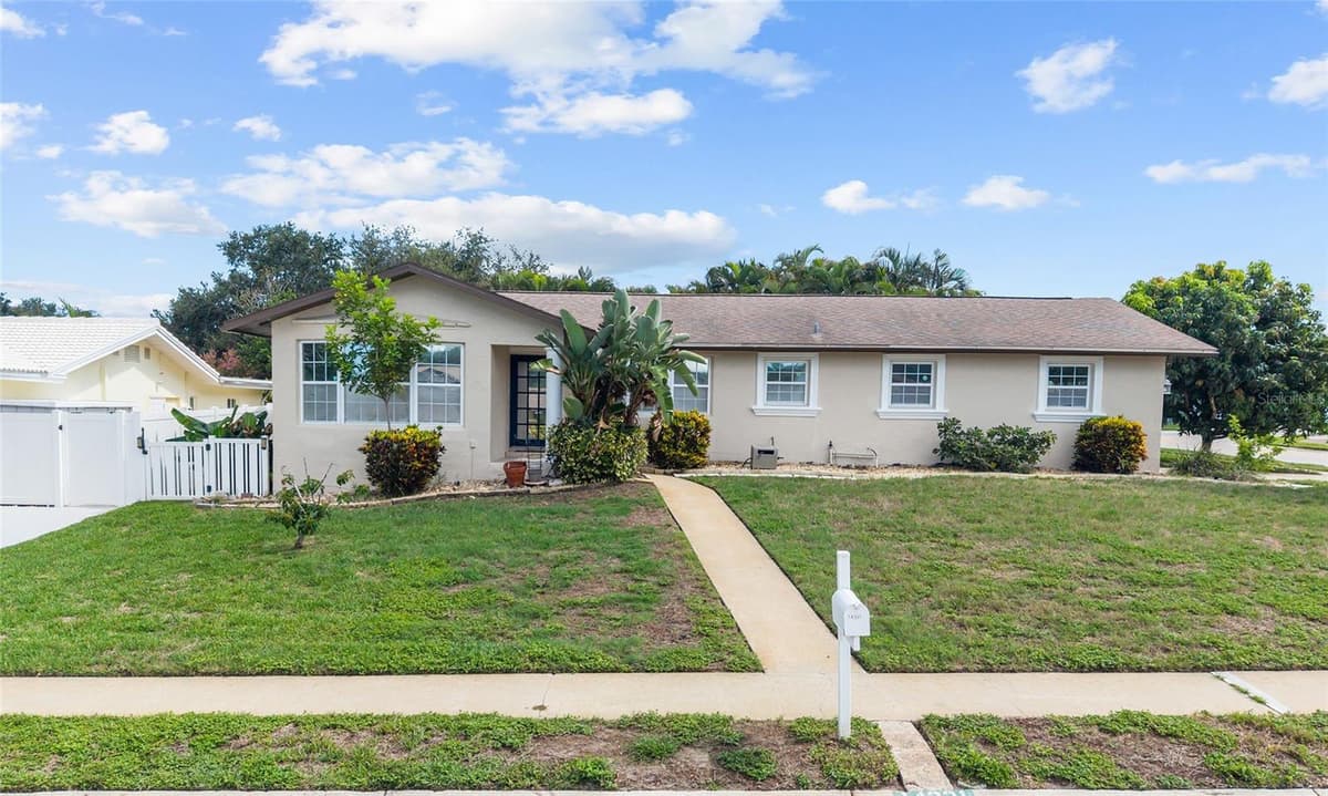 14331 APACHE AVENUE — photo 2 of 25