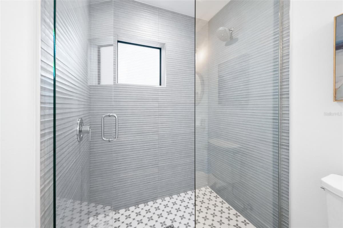 211 GRANT DRIVE — photo 45 of 87