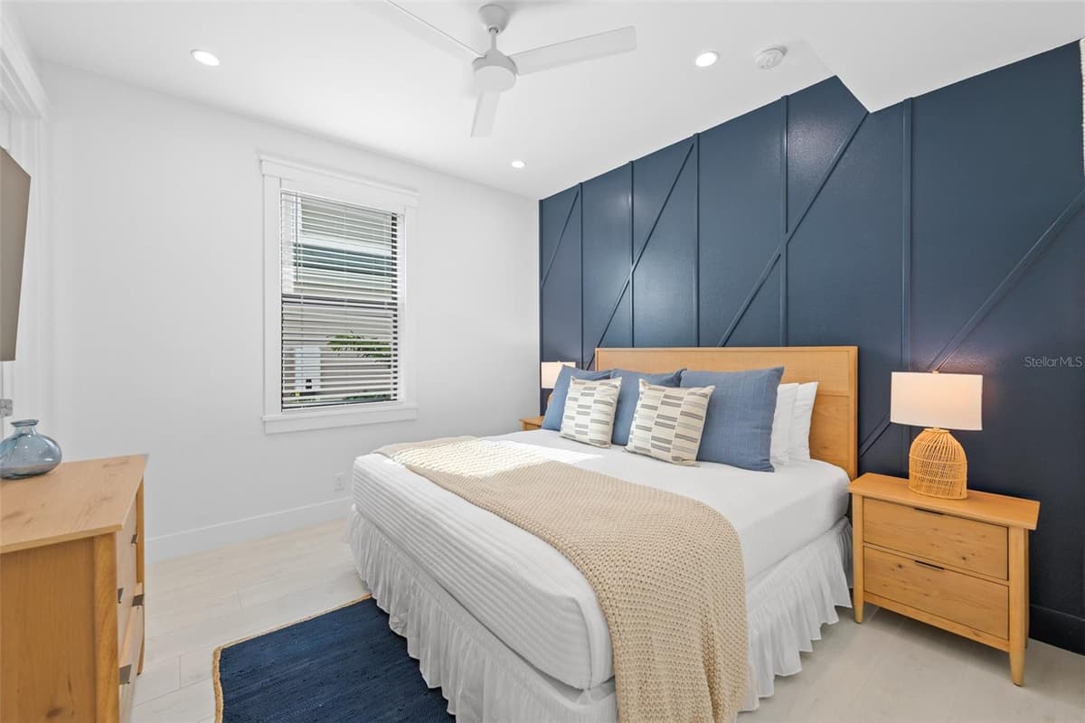 211 GRANT DRIVE — photo 32 of 87