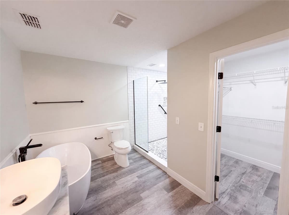 106 CABRILLO DRIVE — photo 14 of 24