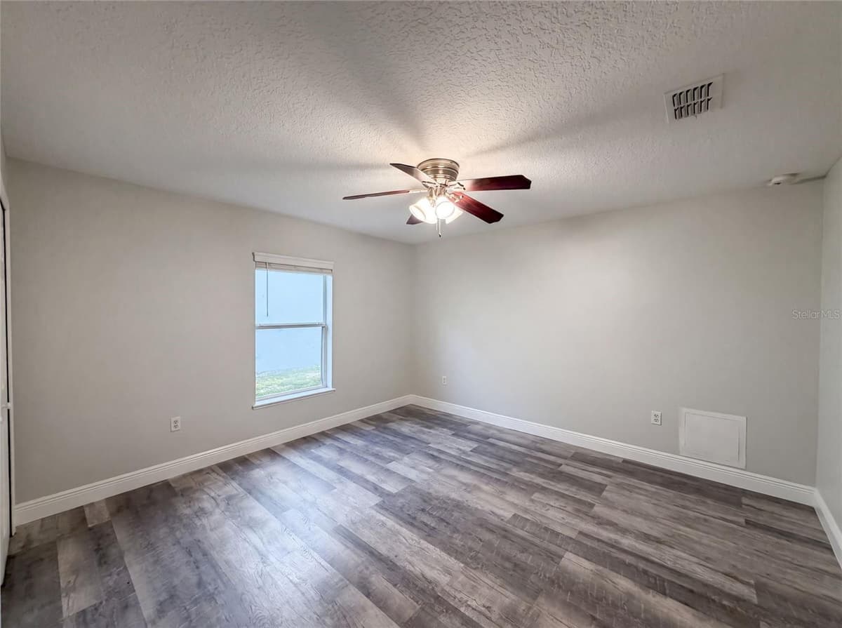 106 CABRILLO DRIVE — photo 18 of 24