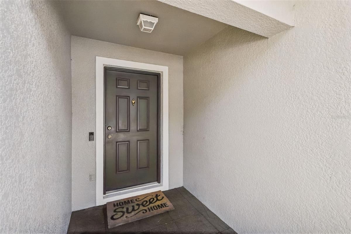 1887 VALE DRIVE — photo 4 of 18