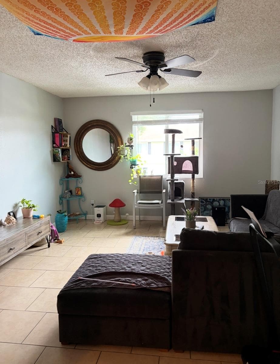 245 RED MAPLE PLACE — photo 5 of 19