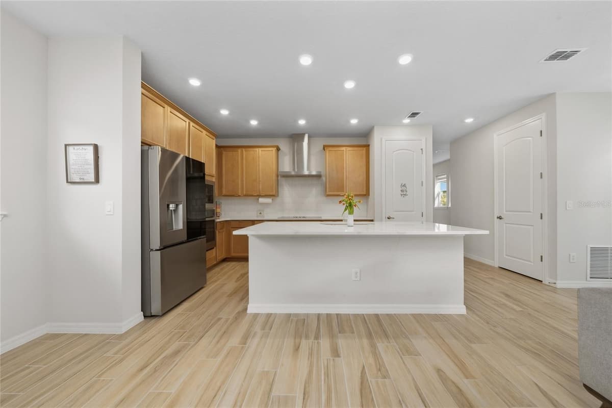 6430 ROVER WAY — photo 9 of 33
