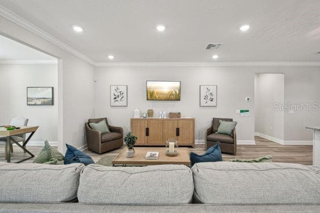 1421 MEREDITH DRIVE — photo 15 of 44