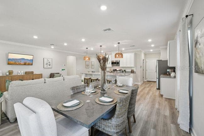 1421 MEREDITH DRIVE — photo 19 of 44