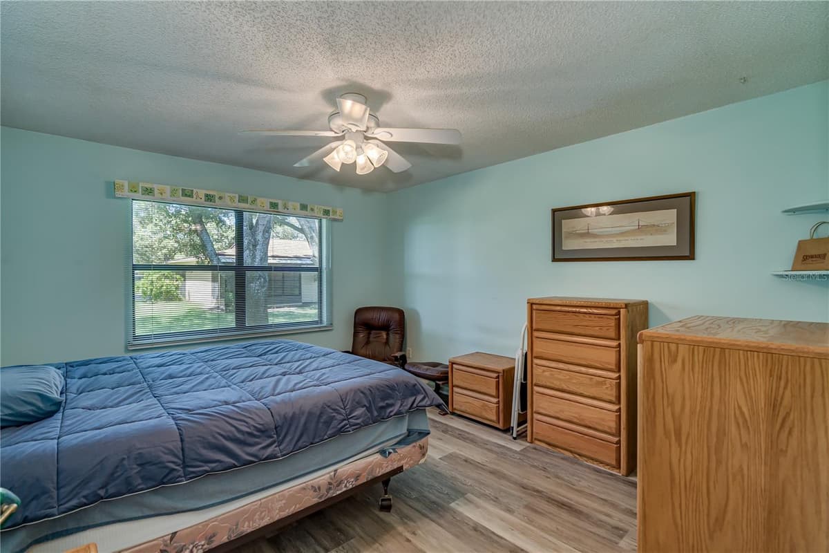 1119 9TH CIRCLE — photo 19 of 49