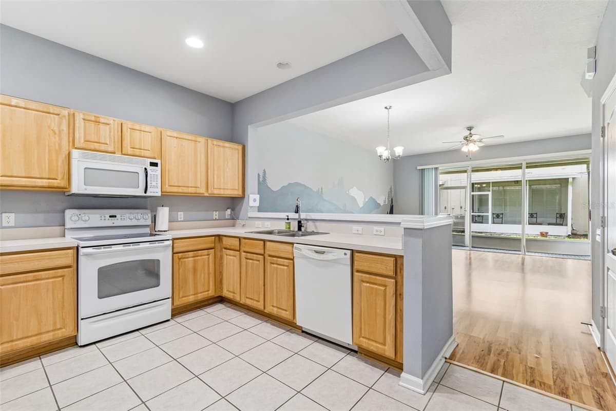 26523 CHIMNEY SPIRE LANE — photo 10 of 56