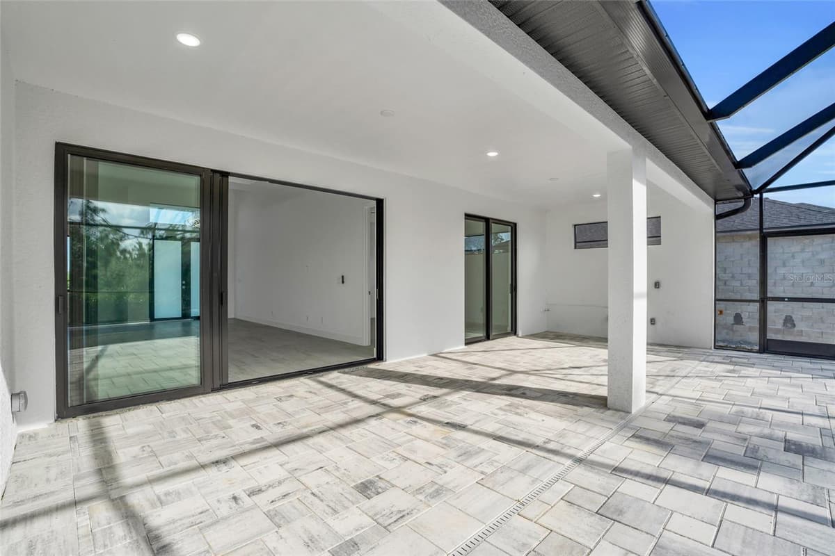 9108 SANTA LUCIA DRIVE — photo 30 of 39