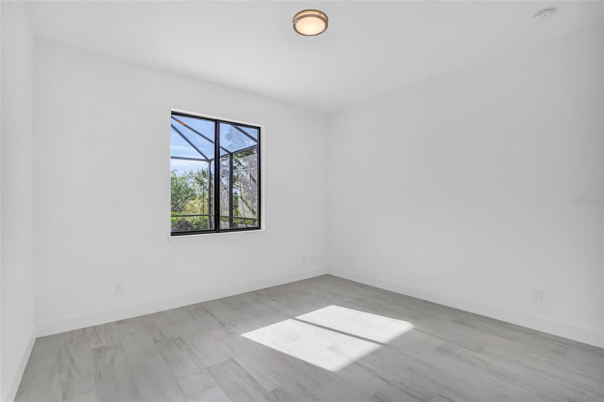 9108 SANTA LUCIA DRIVE — photo 24 of 39