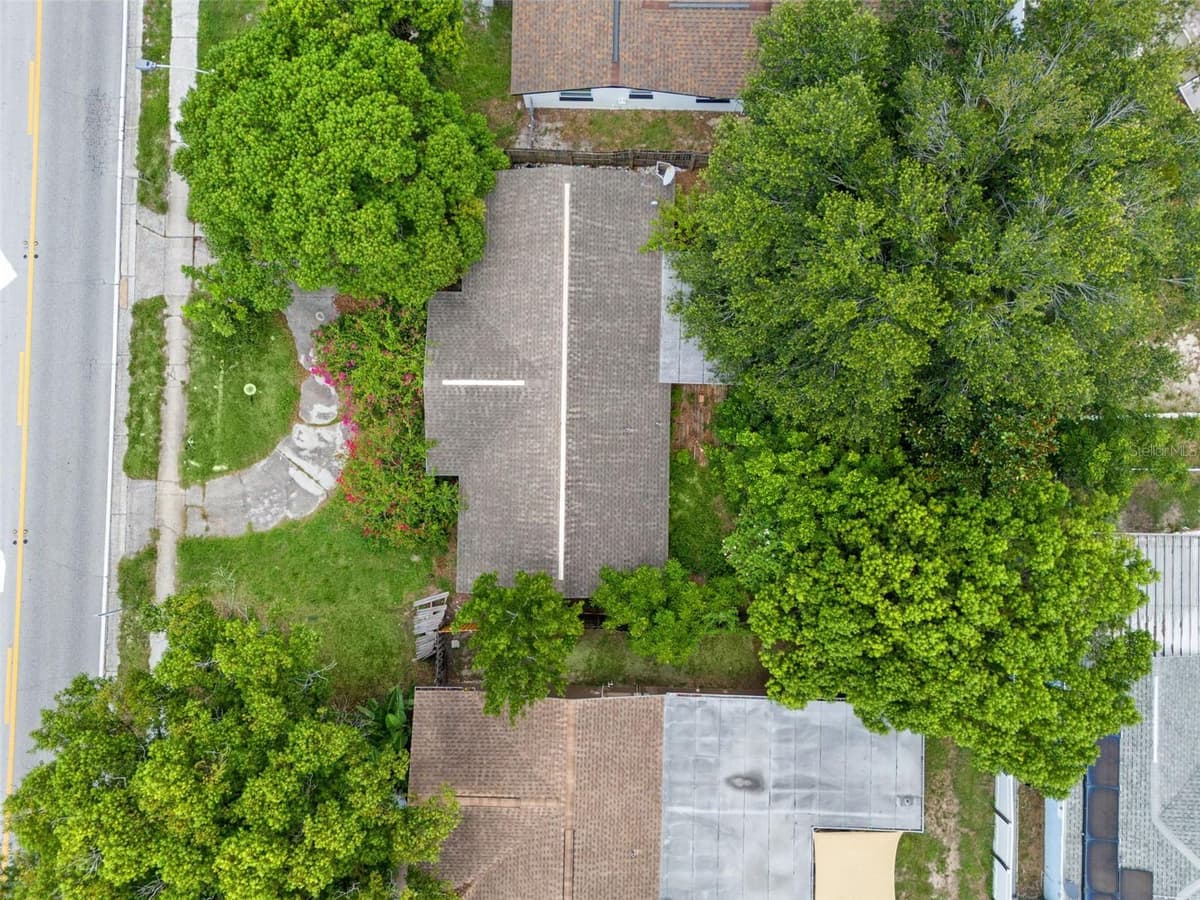 7721 EMBASSY BOULEVARD — photo 15 of 22