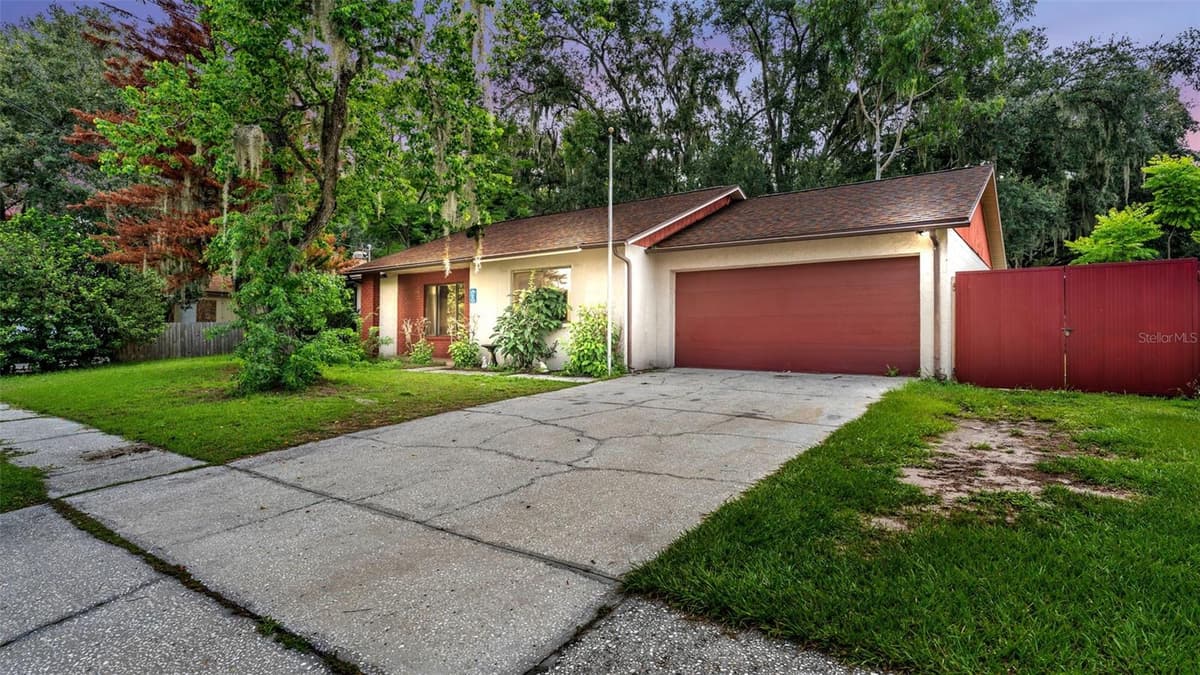 2110 JOHNSON LOOP — photo 32 of 32