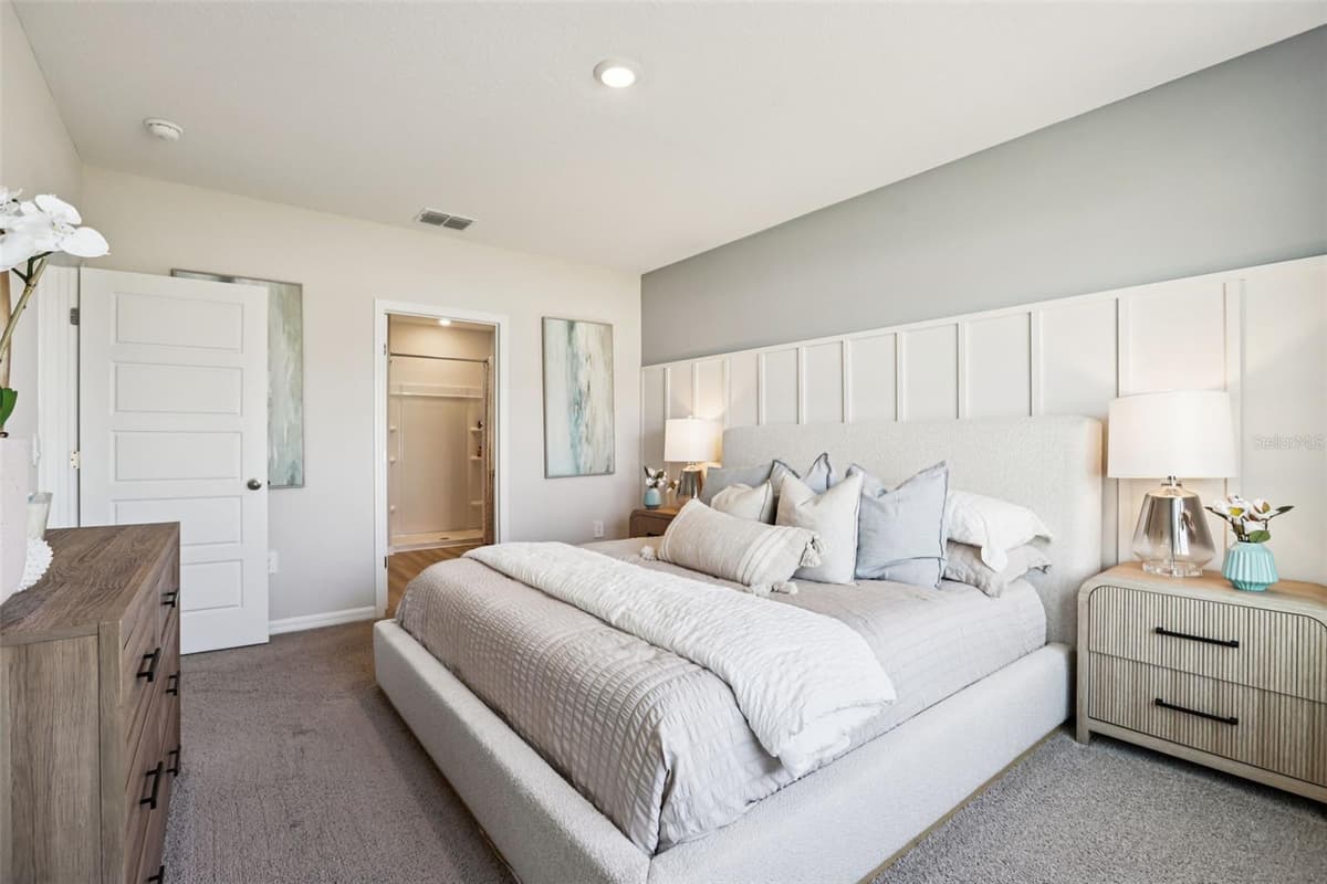 4262 LESTER DRIVE — photo 15 of 28