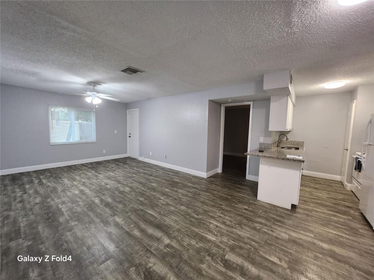 502 GOLDEN RAINTREE PLACE — photo 7 of 22