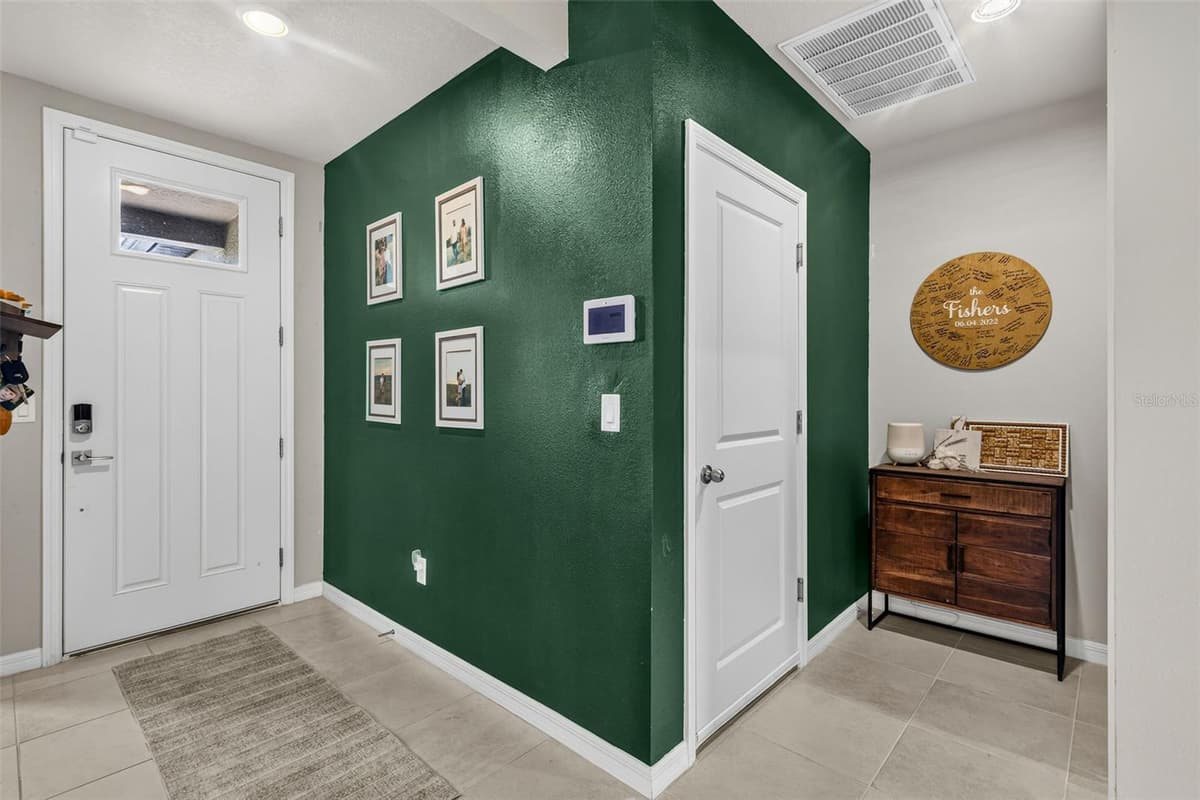 7017 FEATHER RIVER PLACE — photo 3 of 31