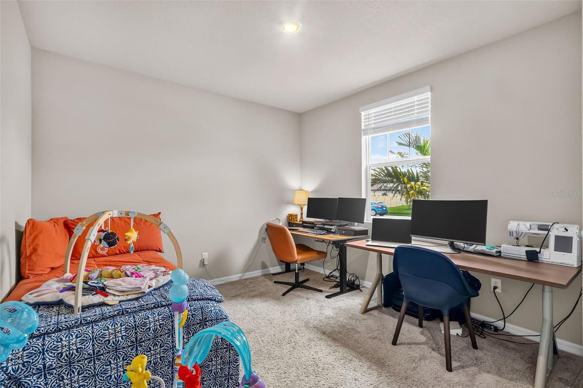 7017 FEATHER RIVER PLACE — photo 12 of 31