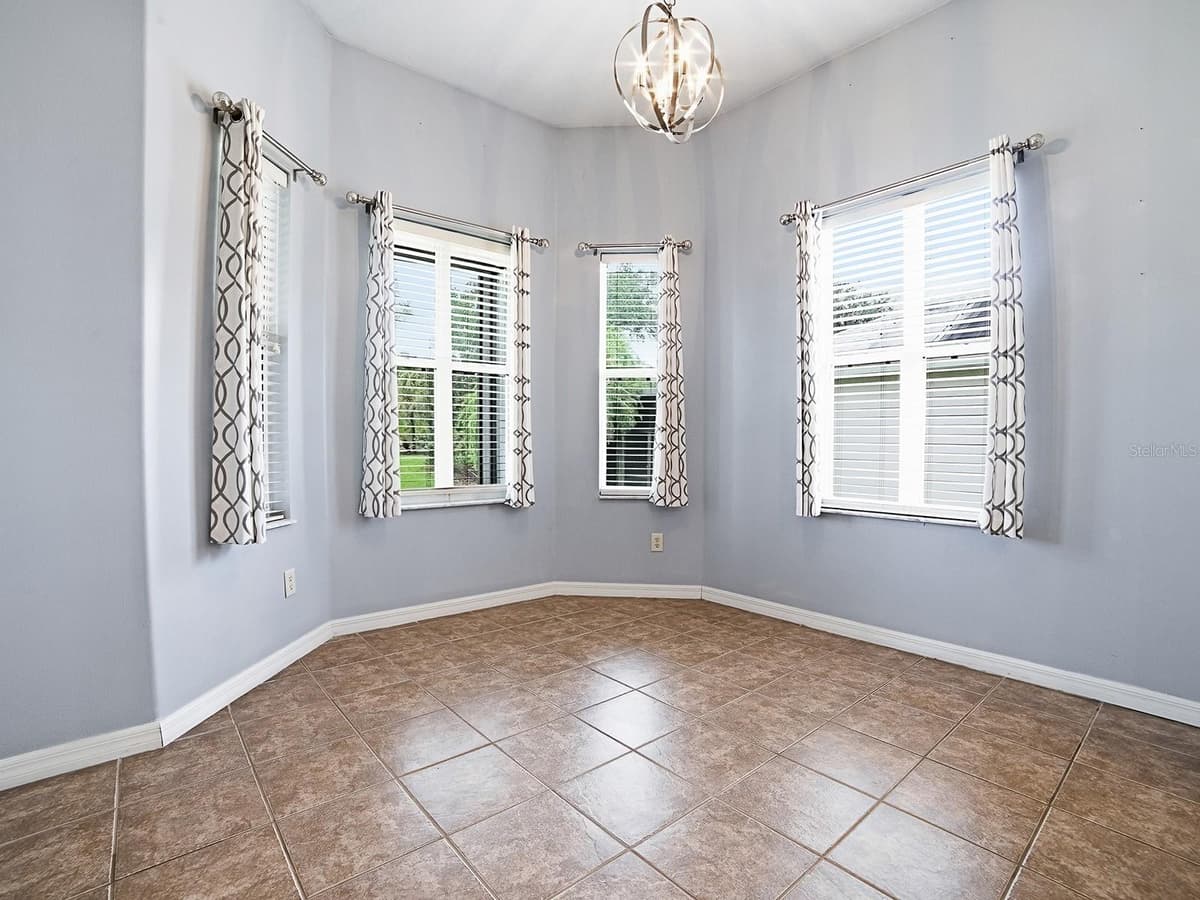 25509 LAUREL VALLEY ROAD — photo 15 of 54