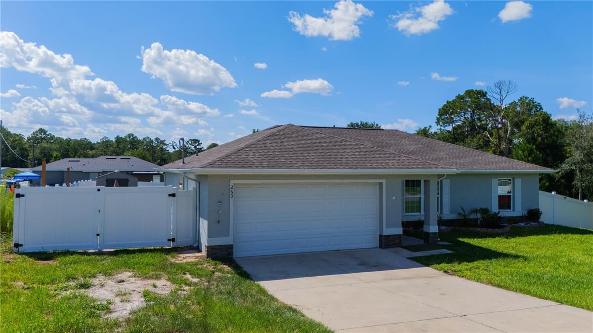 263 EMERALD ROAD — photo 10 of 67