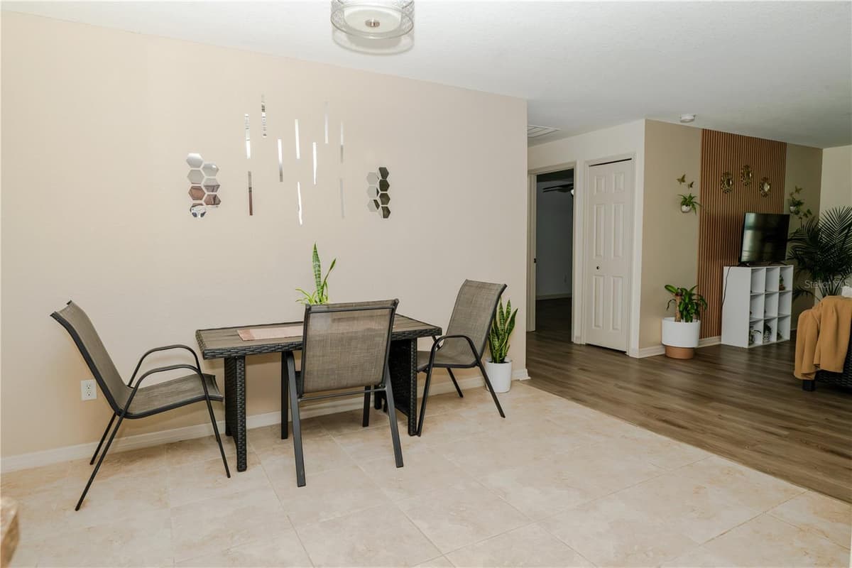 263 EMERALD ROAD — photo 40 of 67