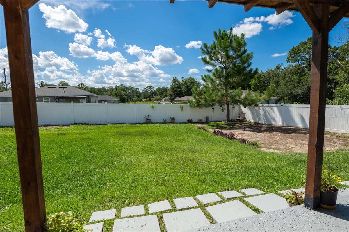 263 EMERALD ROAD — photo 13 of 67