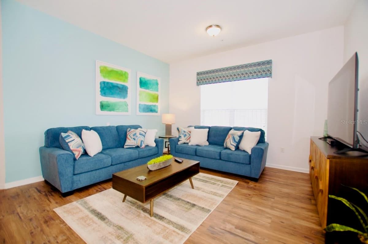 5049 SHOREWAY LOOP — photo 4 of 56