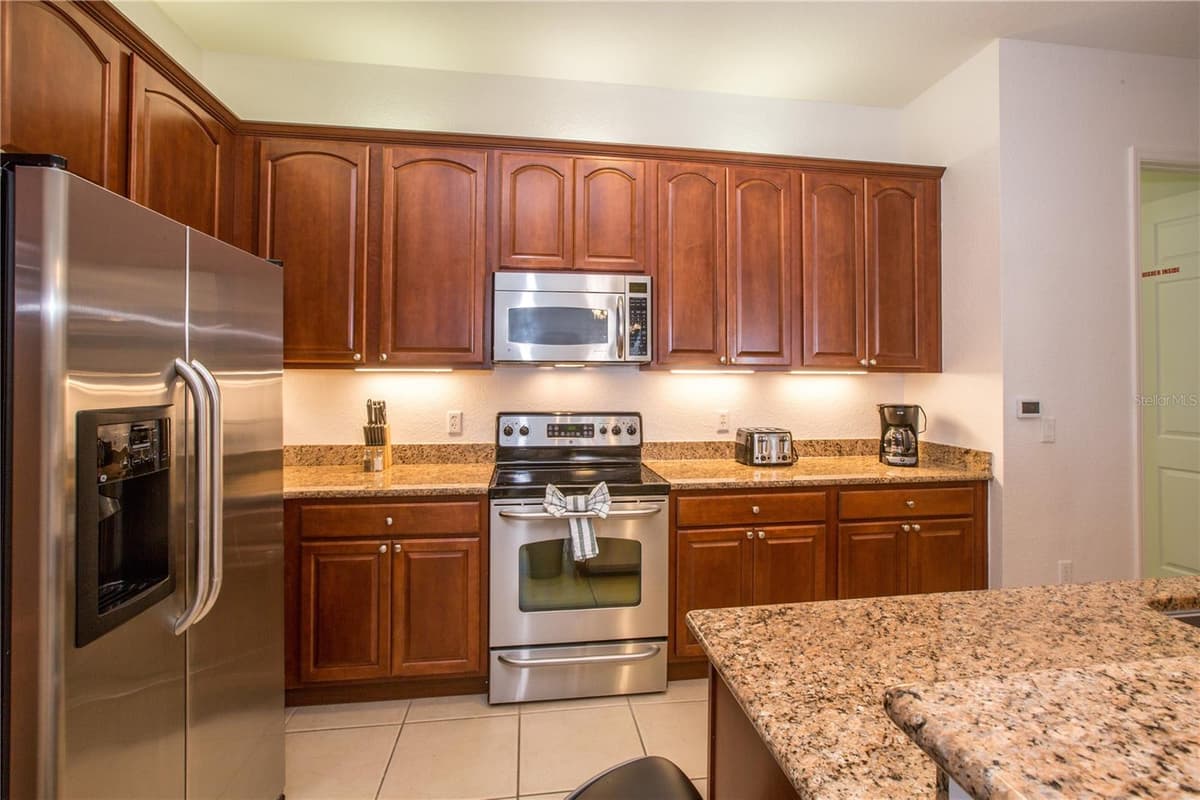 5049 SHOREWAY LOOP — photo 12 of 56
