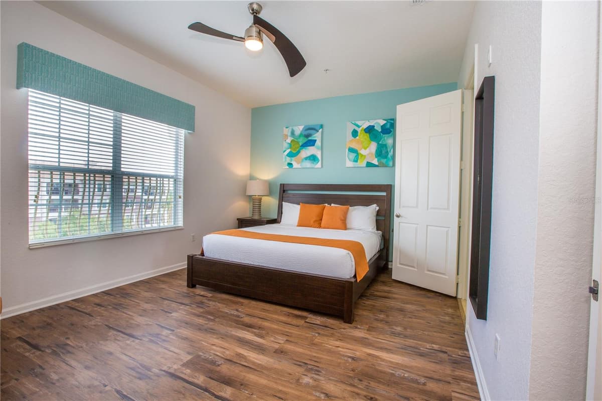 5049 SHOREWAY LOOP — photo 13 of 56