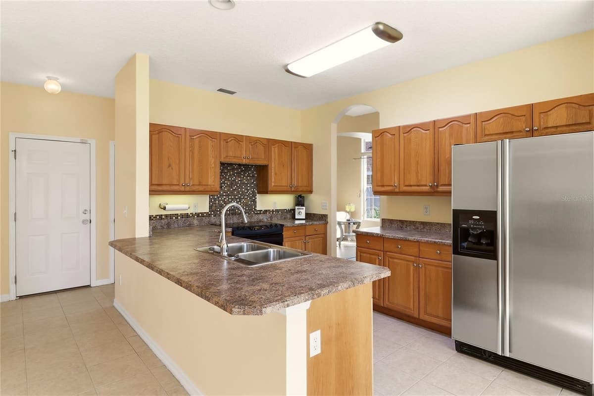 7 FLINT PLACE — photo 15 of 51