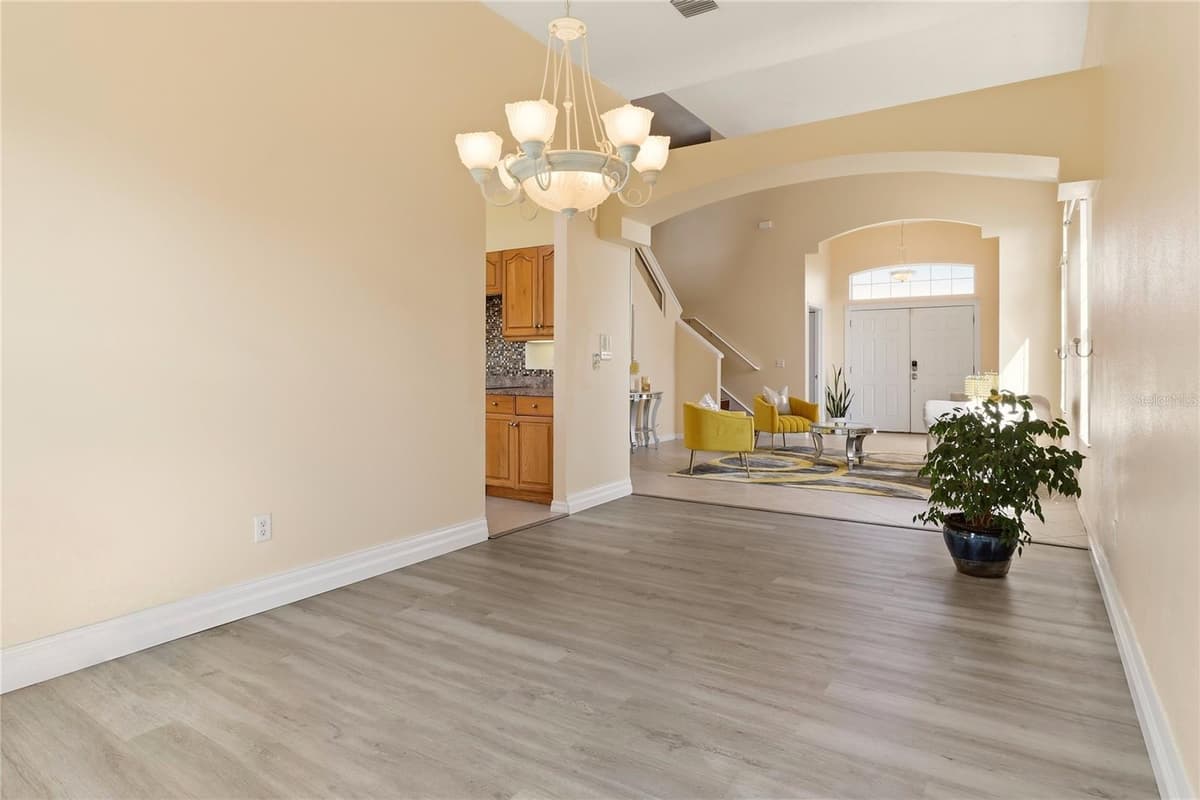 7 FLINT PLACE — photo 11 of 51