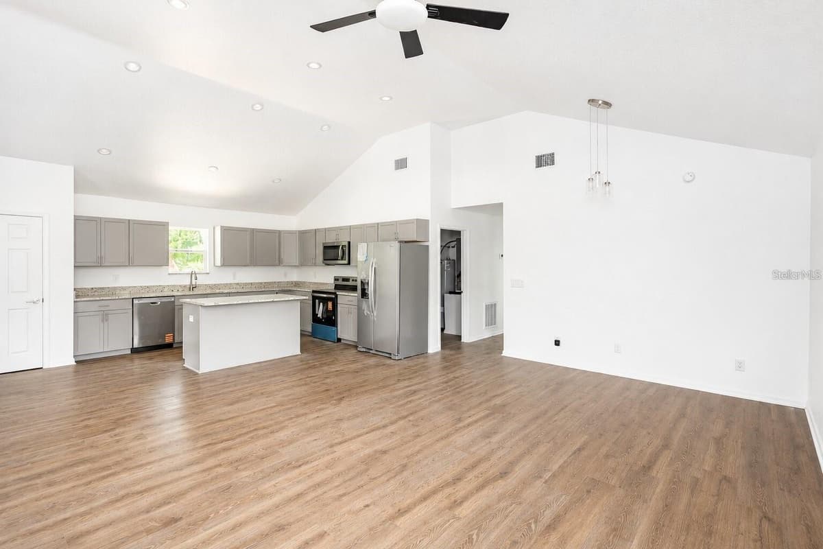 4839 CR 686 — photo 6 of 10